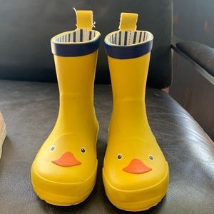 Baby Boden yellow duck rain boots